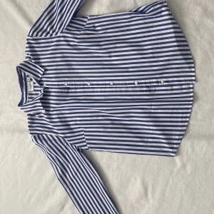 Saint tropez skjorta - Bra skick, knappt använd, inga fläckar. 