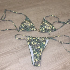 Bikini - Ny bikini i storlek s