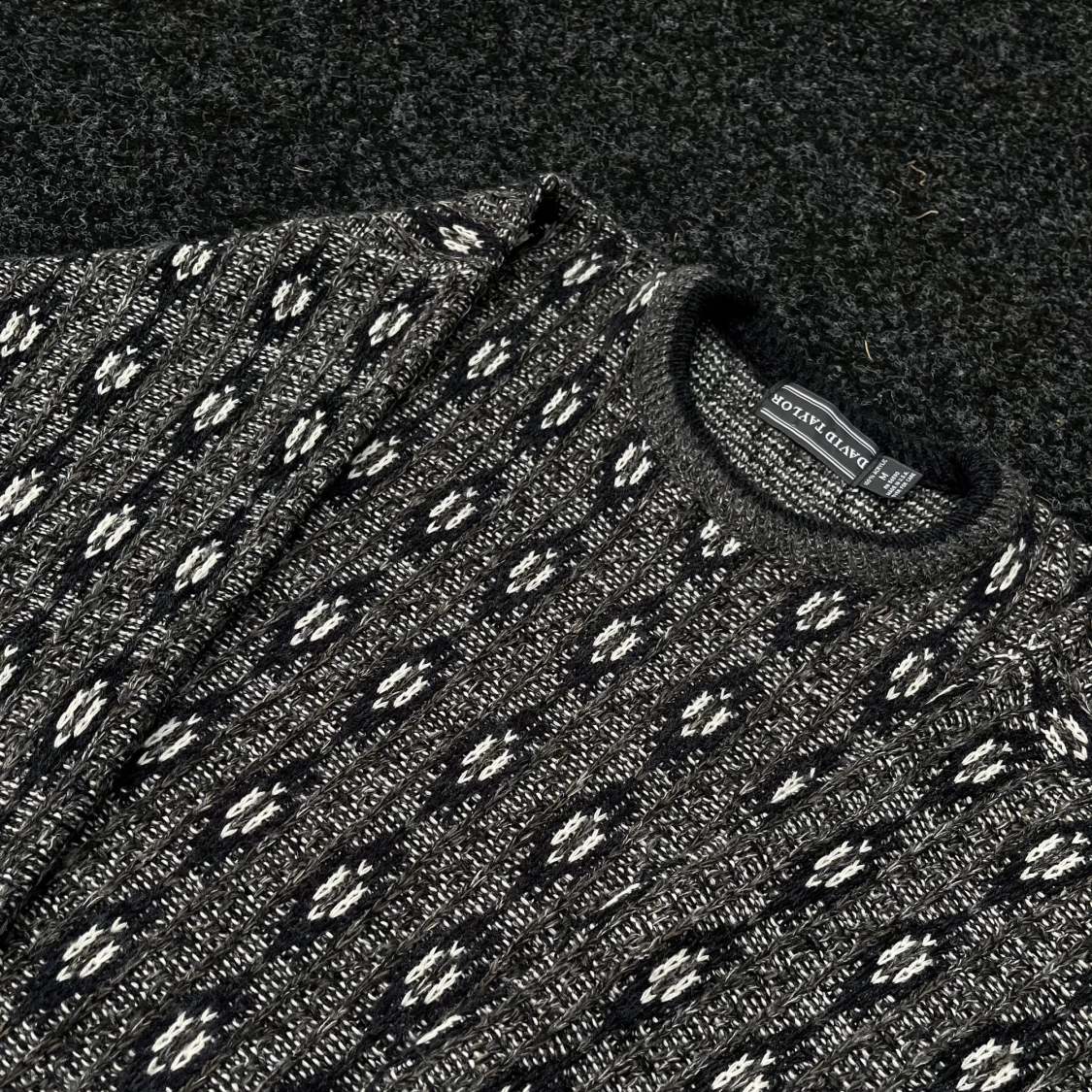 Vintage Knitwear - 90