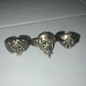 Ring  - Några ringar helt nya 👌💍💍💍