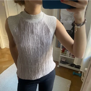 Topp - Aldrig använd och passar xs/s, lånad bild 