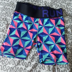 Shorts  - Pris exkl frakt 