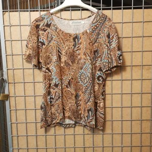 T-shirt 70tal - Skön sval t-shirt i mönster