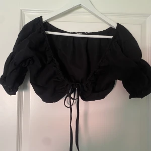 Kort topp - Från bikbok strl M