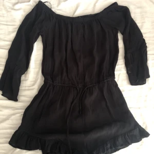 Shorts klänning - Det ser ut som en klänning med är också shorts. Nyskick