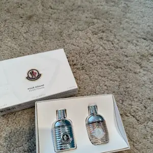 Moncler parfymer Helt nya i box  Pris 699