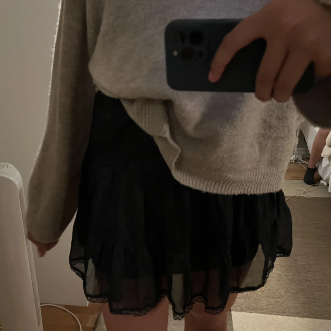 Svart Volangkjol  - 90