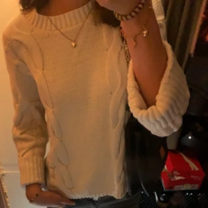 stickad tröja  - från lager 157, jättefint skick ❤️