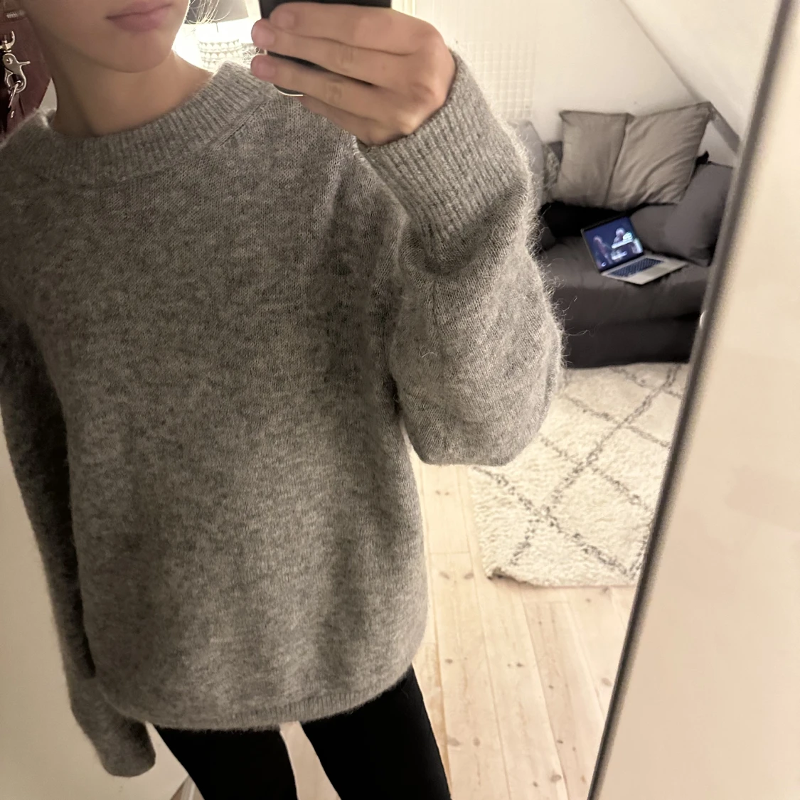 Stickad tröja i mohair