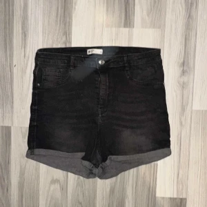 Jeansshorts - Jeansshorts 