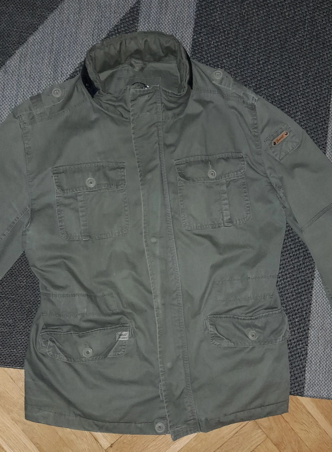 Militärjacka Brandit vintage strl L - 90