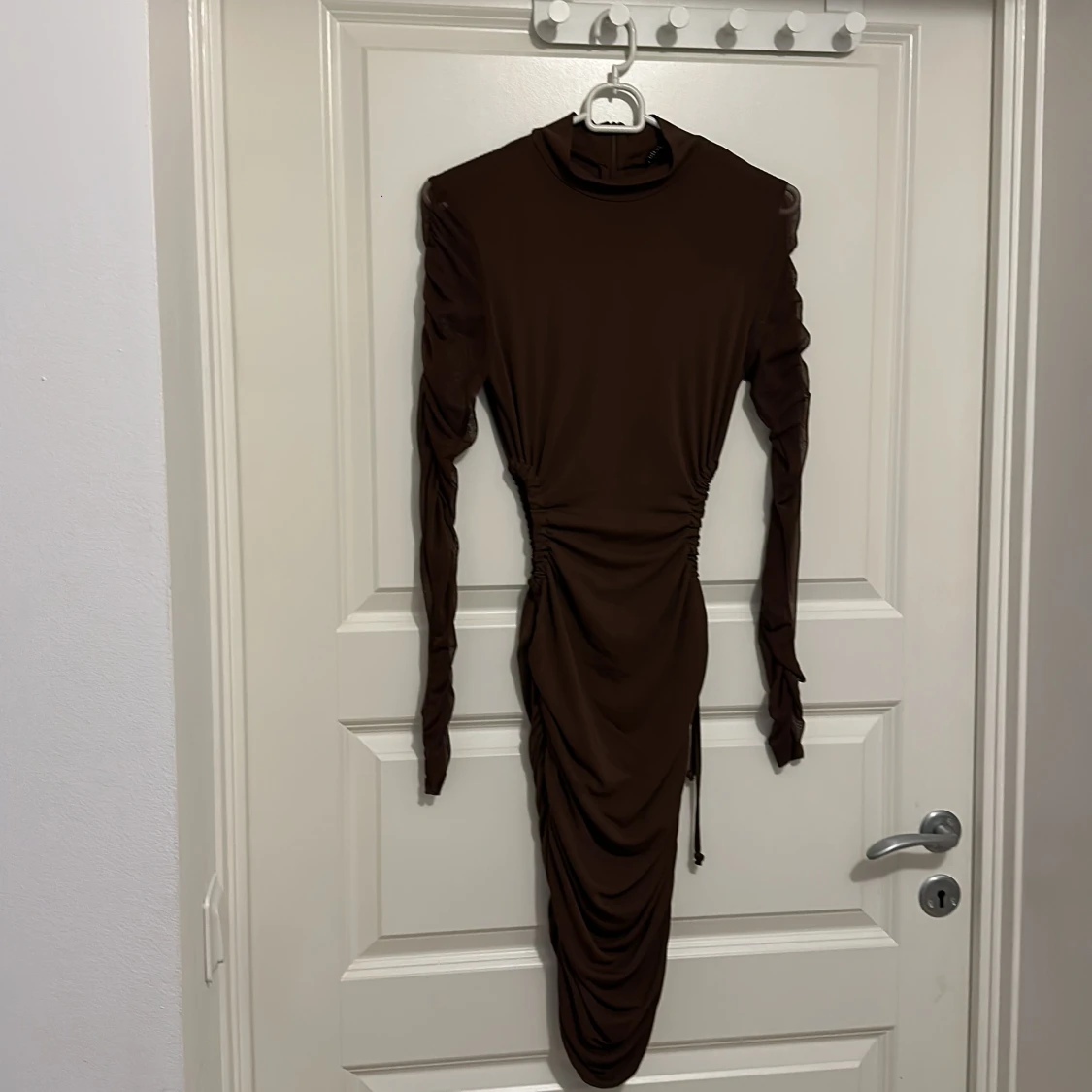 Brun klänning  - 91