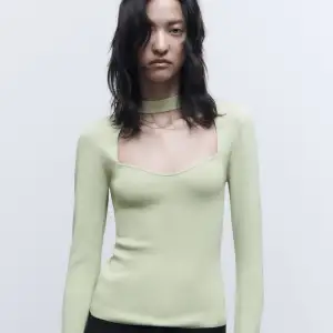 Superfin trendig grön tröja från zara, nyskick!