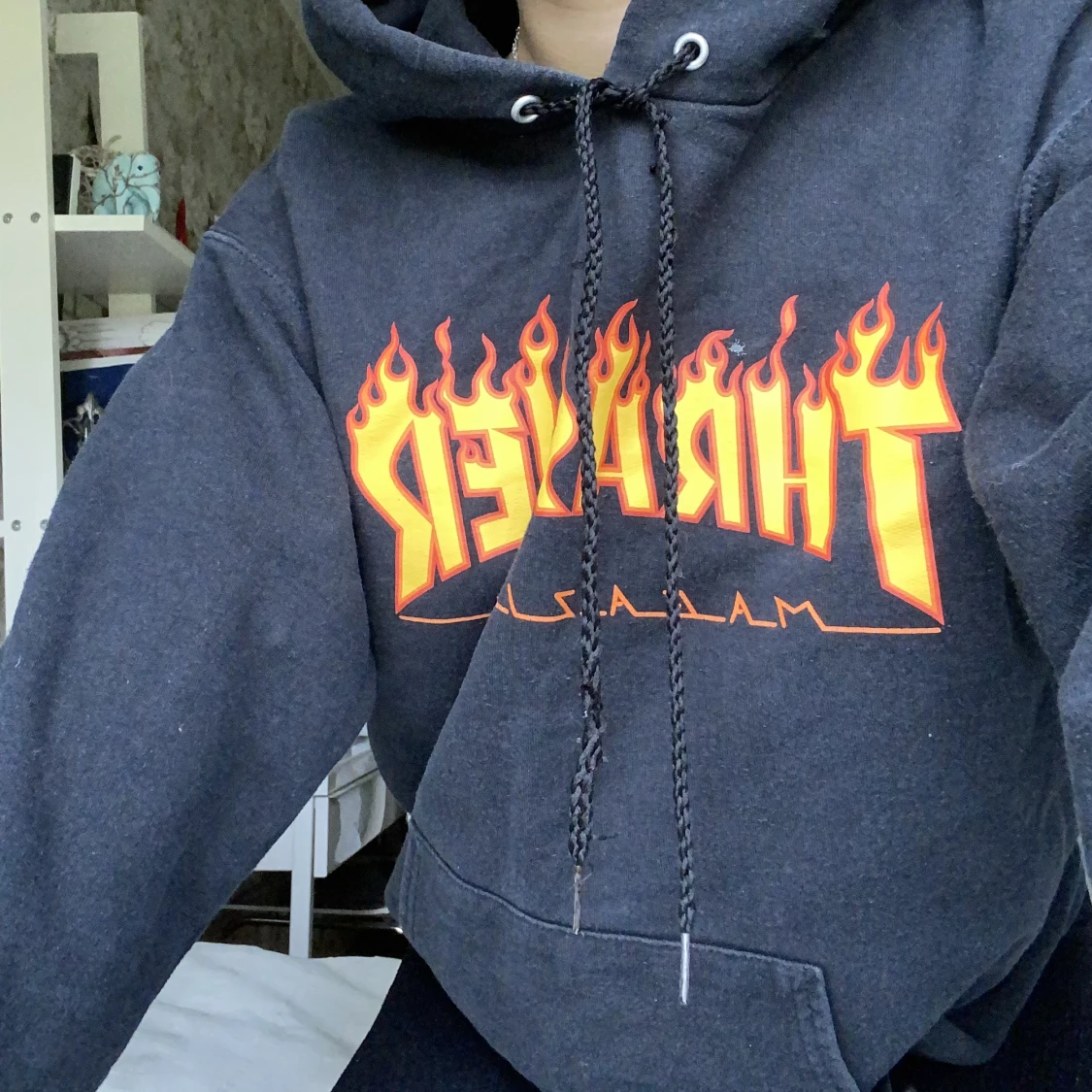Thrasher hoodie i grå/svart  - 90
