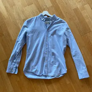 Oxford skjorta i storlek M från Samsöe Samsöe