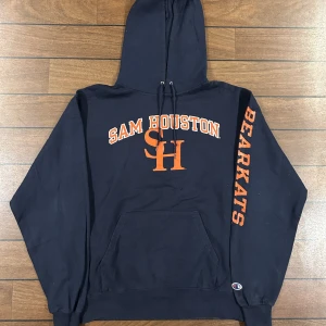Champion Sam Houston  - Snygg vintage Hoodie i storlek M! Bara att skriva om du undrar över något🙏
