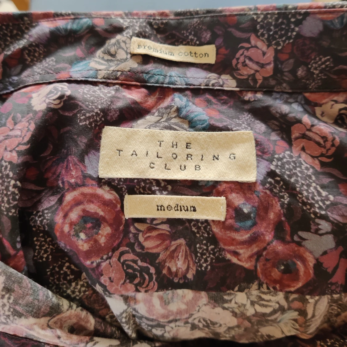 Blommig skjorta - 91