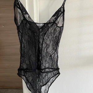 Spetsbody - Aldrig använd 