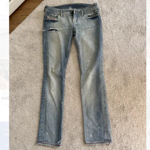 Diesel jeans - Ascoola. Aldrig använda. Tyvärr för små för mig :(