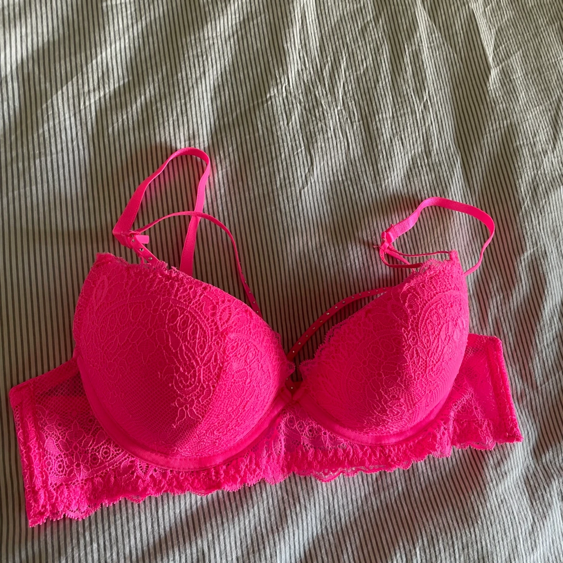 Push up BH med slitterband