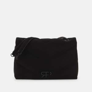 En superfin svart handväska, från Zalando, Parfois. Väldigt mycket utrymme och passar till alla outfits💗