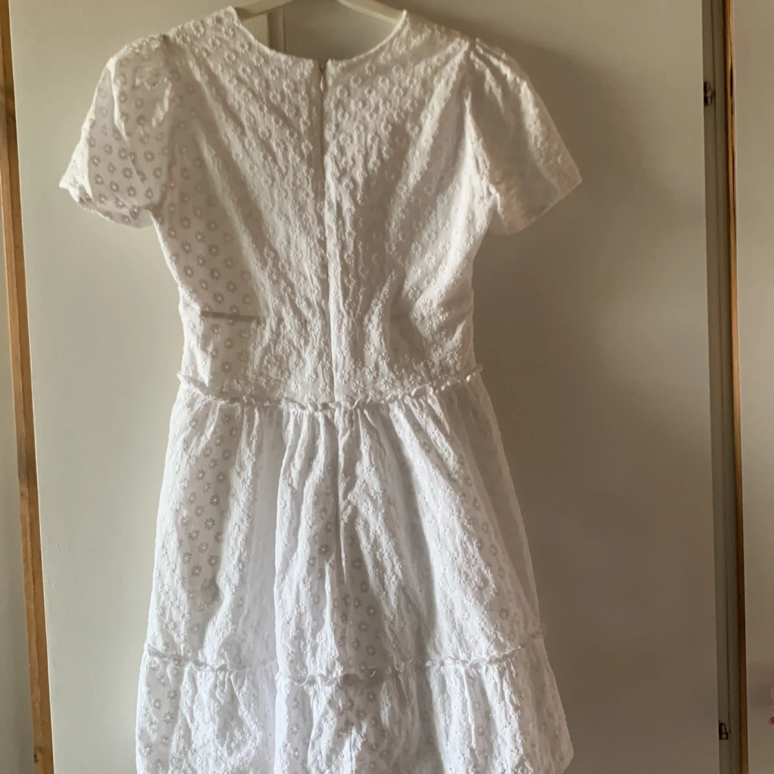 Vit sommarklänning  - 91