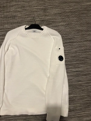 C.P. Company Sweater - C.P. Company sweater. Använd fåtal gånger. 