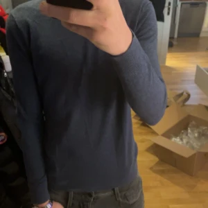 Tröja - Riktigt snygg tröja för endast 200