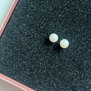 Pärl örhängen  - Aldrig använda🤍🤍 super söta! 