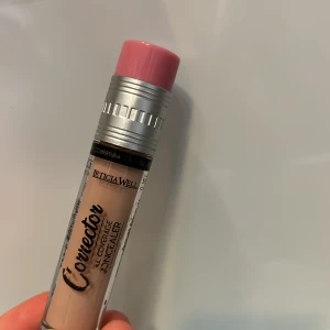 Concealer  - ( Oanvänd )