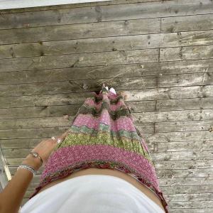 Långkjol  - Super fin långkjol💗lappen är borta så vet ej märket eller storlek men passar S/M🙌🏼