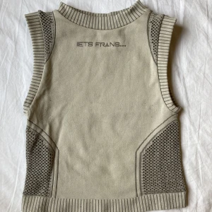 Fin y2k topp - Fin topp från urban outfitters perfekt för y2k 