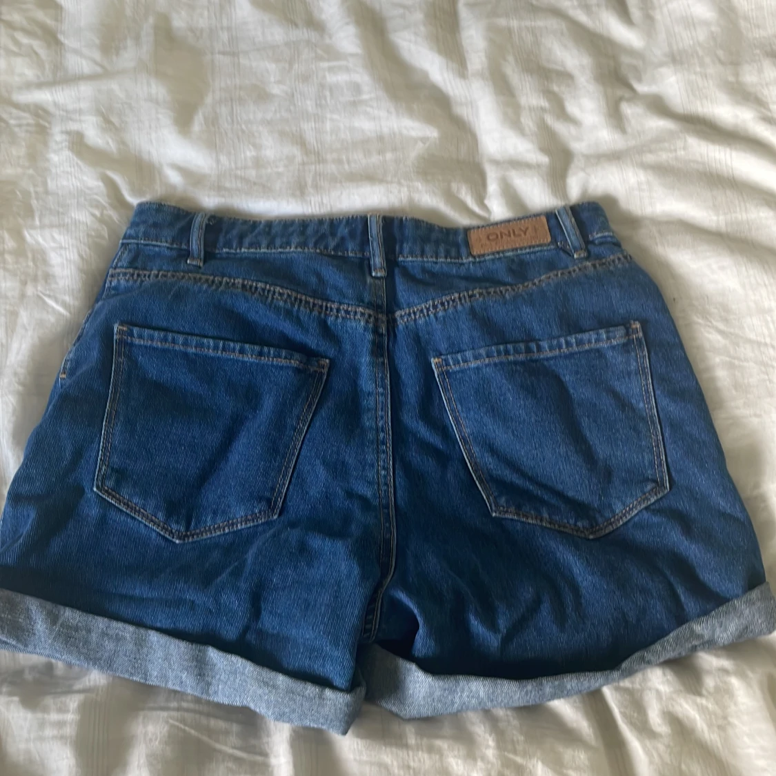 Blåa jeansshorts - 90