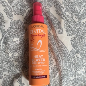 Värmespray - Ett värmespray från loreal använt 2-3 gånger, skriv till mig om nu undrar något 😻
