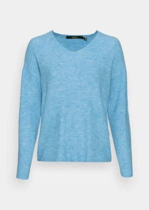 Stickad tröja - Säljer denna superfina stickade tröjan från vero moda som jag knappt använt!🥰