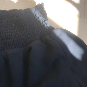 Kjol - Asfin kjol, helt ny och har bara provat en gång, dvs nyskick :)♥️♥️ säljer pga att jag aldrig hittat ett tillfälle att ha på mig den :/