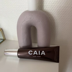 Bronzer - Caia Cosmetics liquid bronzer i färgen Cape Town. Full produkt kvar