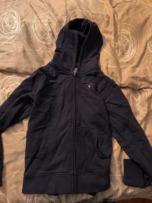 Gamet zip hoodi - Säljer den för att den är för liten 