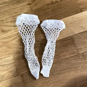 Fishnet strumpor. Kan även posta i brev/postnord. Aldrig använda, precis som nya. Kontakta gärna mig om ni har frågor! 🎈🧸