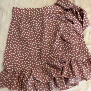 Blommig Kjol - Aldrig använd