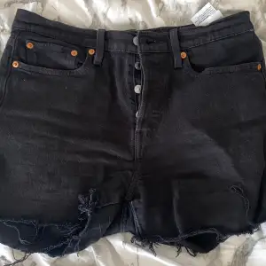 Jeansshorts från levis. Bra skick