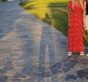 Lång klänning - Klänning & Other stories storlek 36 använd enstaka gång mycket gott skick