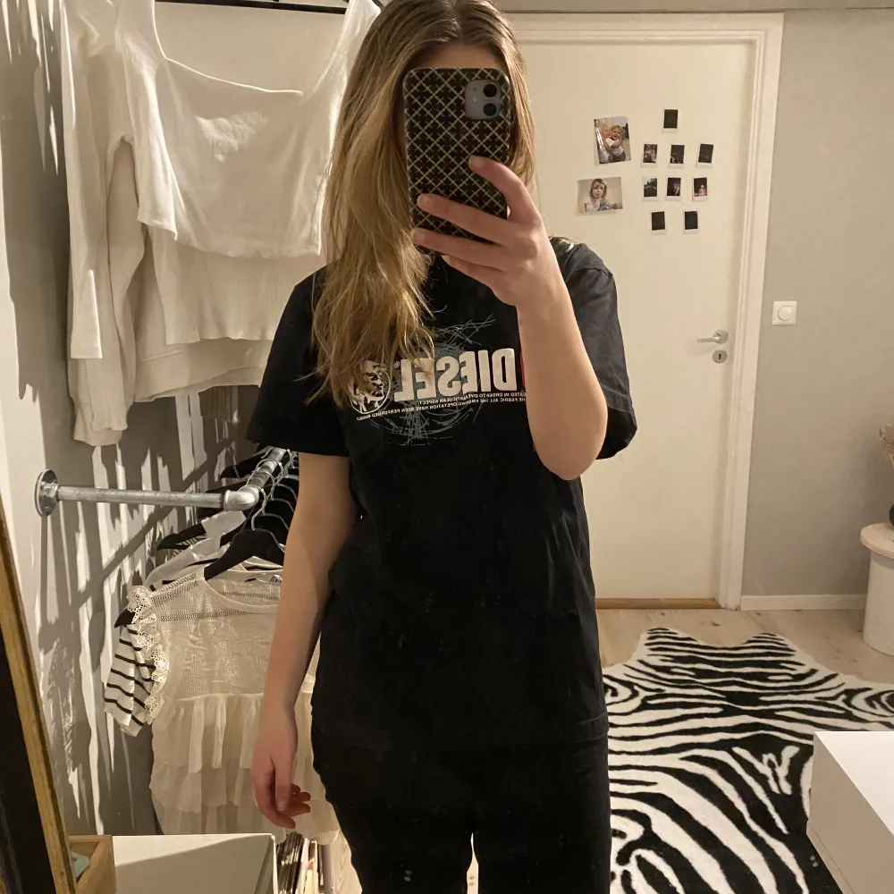 asball tshirt från diesel😅 storlek L . T-shirts.