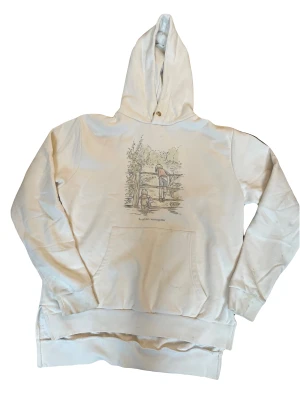 Nalle puh och Christoffer - En väldigt fin tröja med Nalle puh och Christoffer från Disney. 