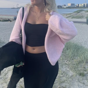 Rosa kodta - Helt slutsåld från Lindex, nypris 500❤️ såljer enbart vid bra bud