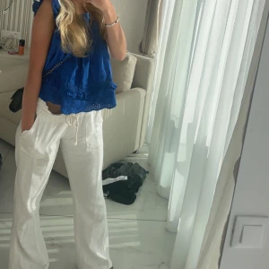 Mango Blus/topp 💙 - Jätte fin Blus/topp fr mango! I fint skick och inte använd mycket💙 Stl M men passar S