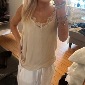 Linne  - Linne i strlk s