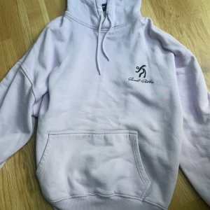 Junkyard hoodie - Säljer denna jätte fina hoodien som var köpt på junkyard 💖 