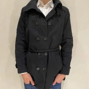 Jacka Tiger Of Sweden  - Hej! Säljer nu min jacka från Tiger Of Sweden  i storlek S, fint skick. Tveka inte på att höra av dig om du har frågor eller funderingar kring varan!