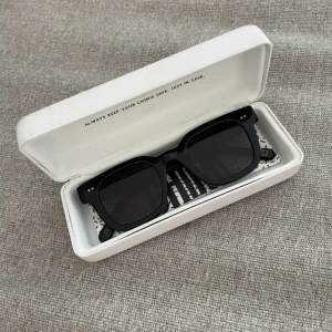 Chimi 04 - Tjena! Säljer dessa chimis då dem ej kommer till användning mer. Dem är i använt men fint skick. Hojta till vid frågor! 🤝